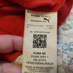 puma red long sleeve t-shirt size small